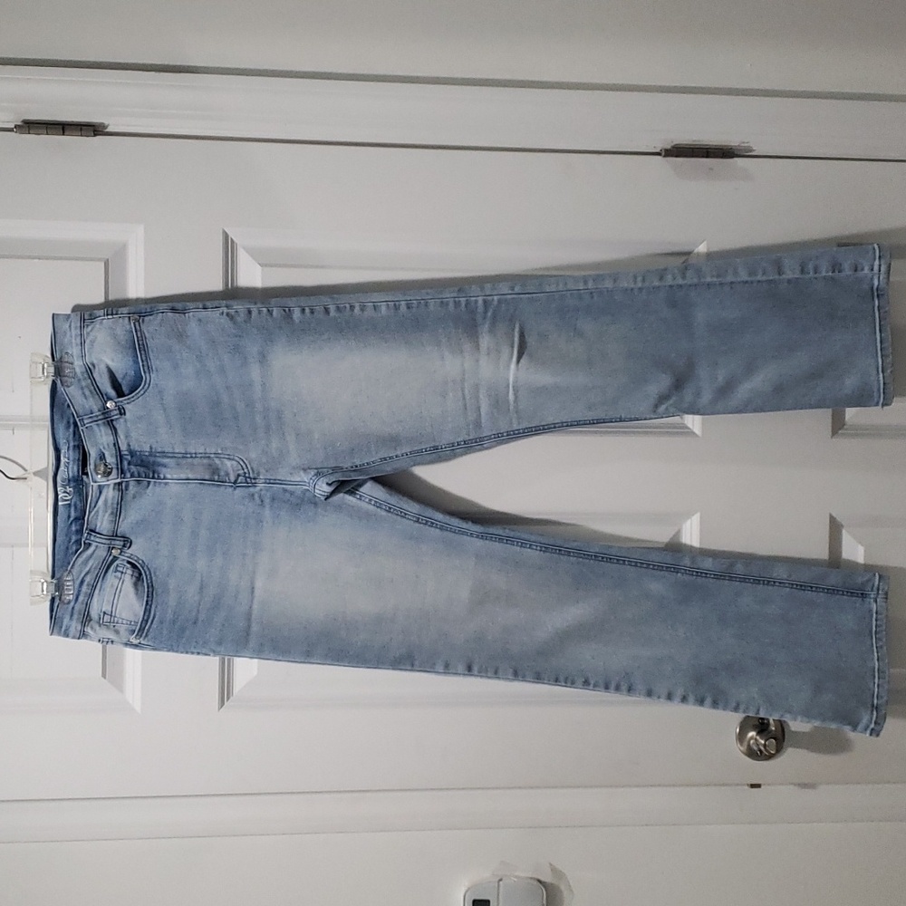 Diane Gilman DG2 High Rise Classic Stretch Bootcut Denim Light Wash Jeans Sz 10